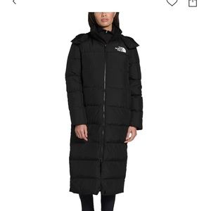 Brand New Never Worn Relaxed Fit North Face Jacket- Be Winter Ready